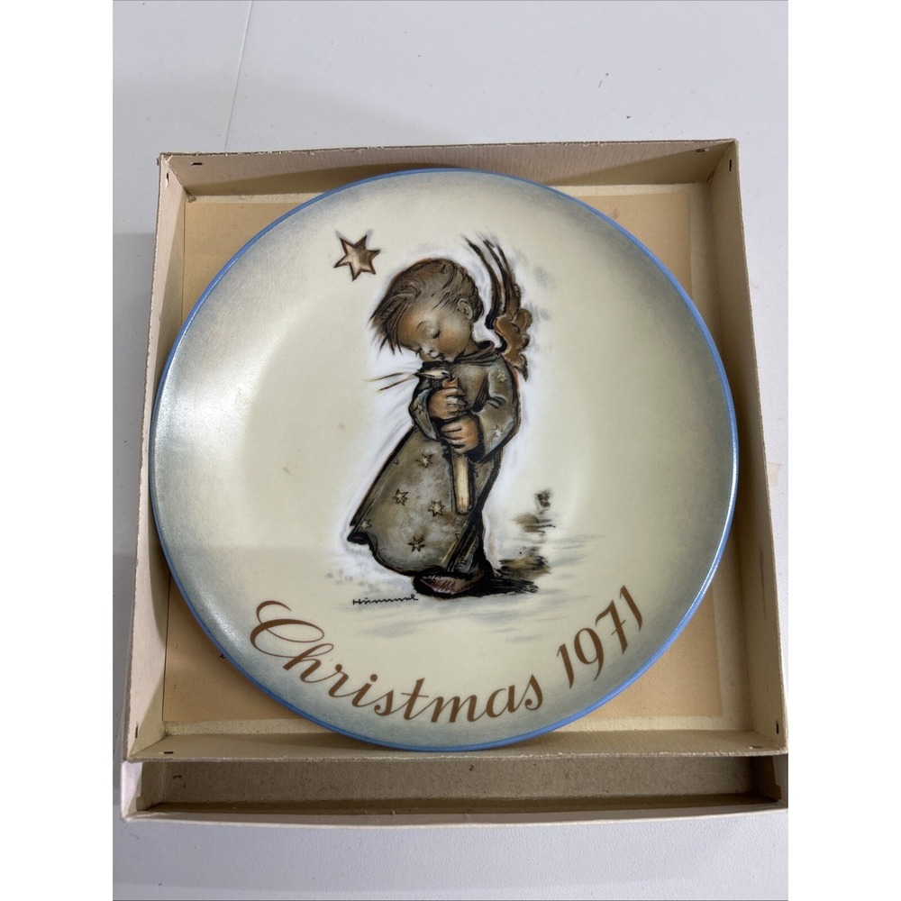 1971 Berta Hummel Christmas Plate 1st Edition‎ Schmid Brothers Vintage
